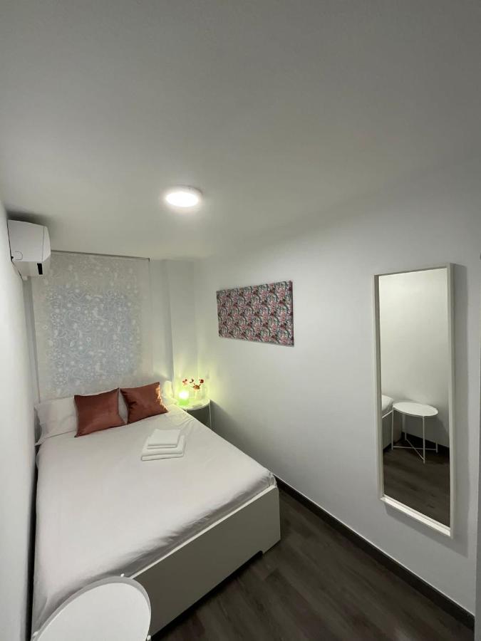 Heroe Apartamento Málaga Buitenkant foto